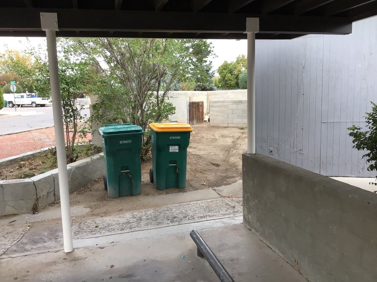 404 Heiland Road - Photo 3 of 27