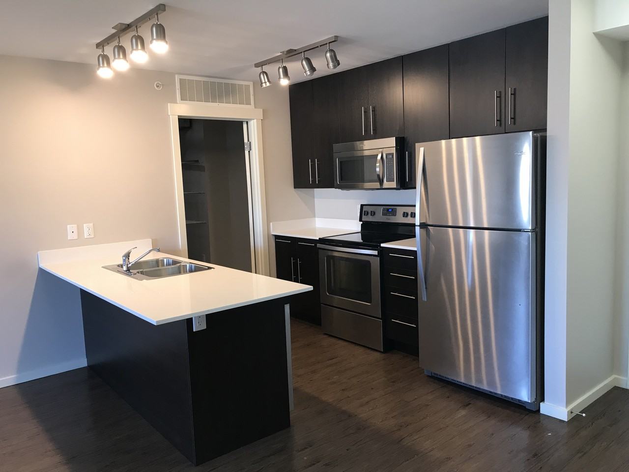 100 Skyview Ranch Landing Northeast 100216, Calgary, AB T3N 1B6 2