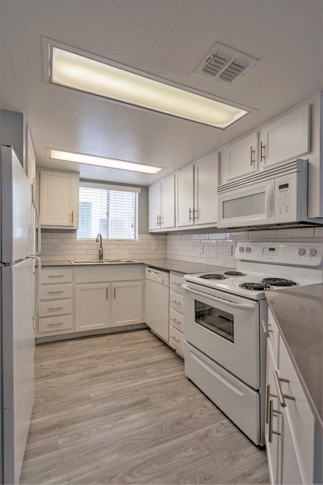 The Perry - Photo 2 of 50