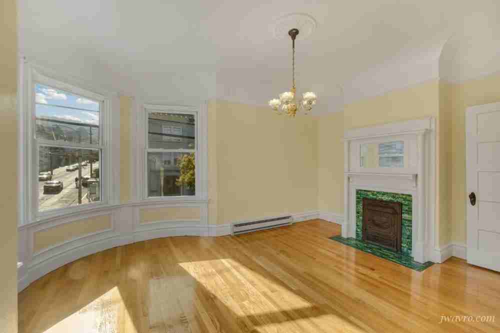 Noe St - Photo 3 of 21