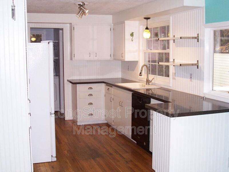 2872 Se Linda St - Photo 2 of 13