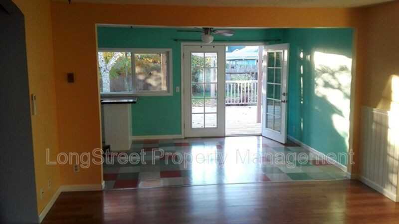 2872 Se Linda St - Photo 3 of 13