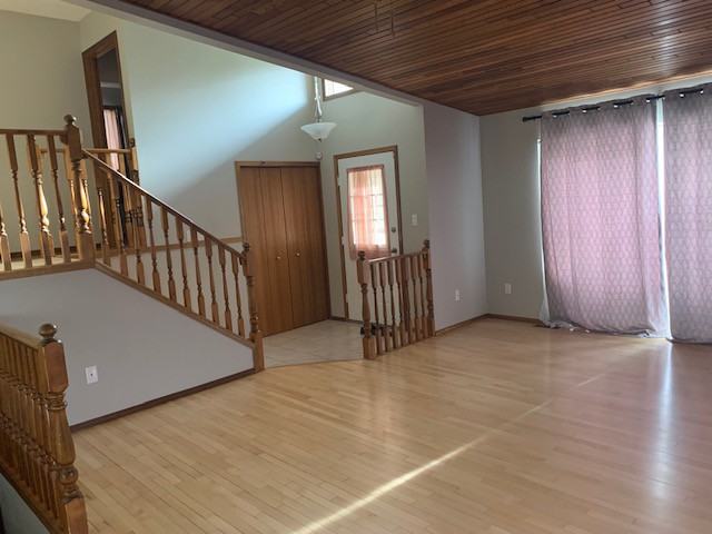 9514 125 Ave #1 - Photo 3 of 10