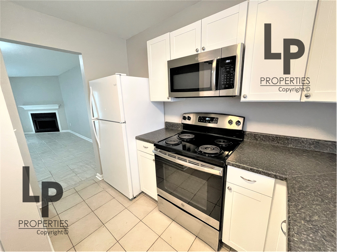 1488 Deer Lake Cir #1488 - Photo 4 of 16