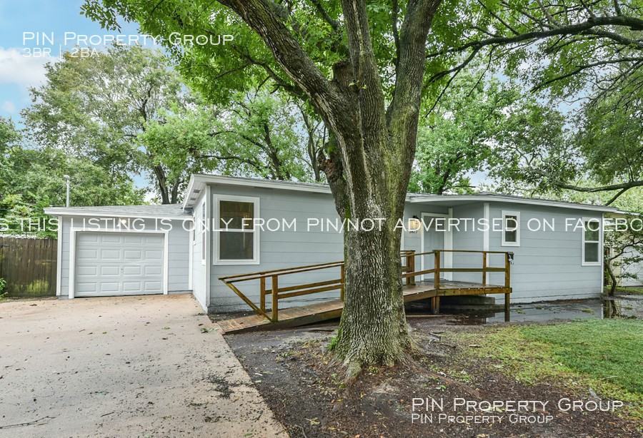 1407 W Houston Dr - Photo 2 of 11