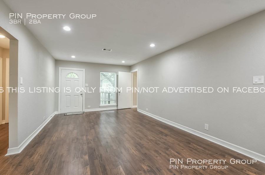 1407 W Houston Dr - Photo 3 of 11