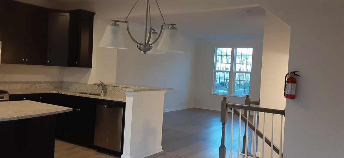 1008 Mississippi St - Photo 2 of 14