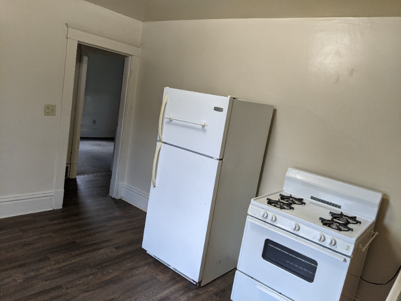 746 1/2 Hackett St - Photo 6 of 16