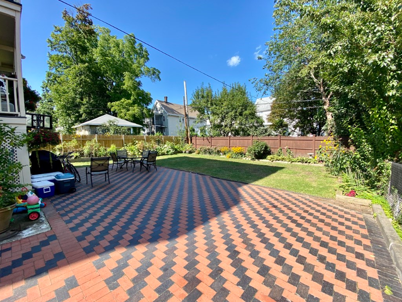 103 Farquhar St #3 - Photo 3 of 24