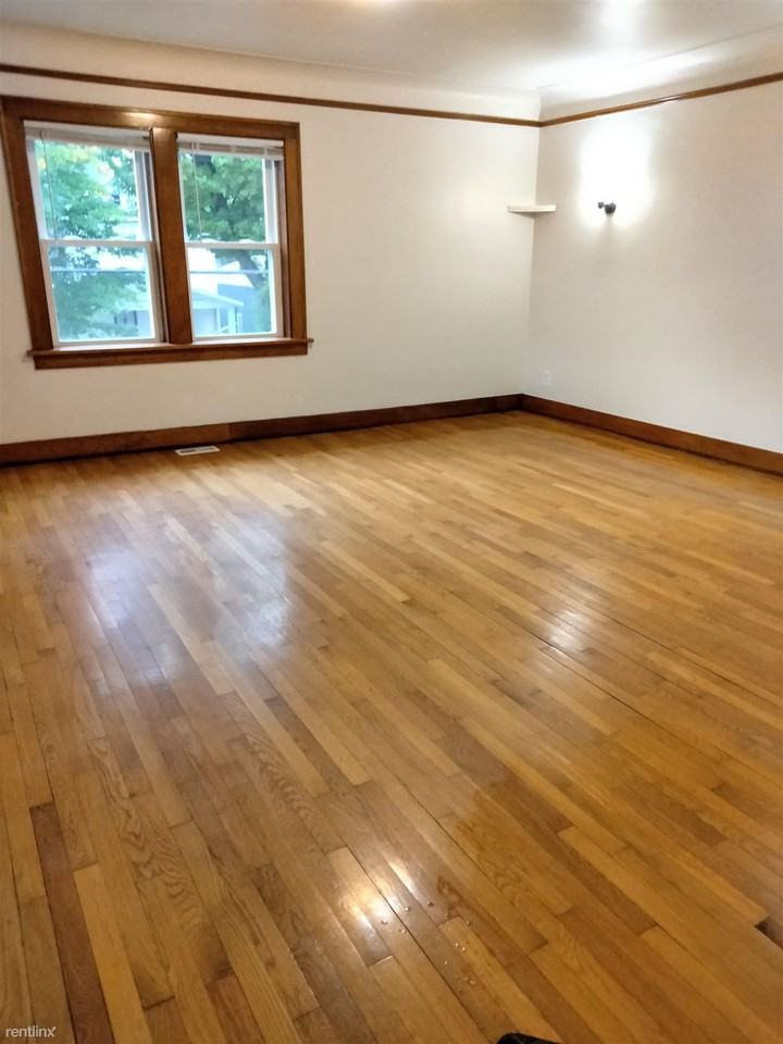 1736 Beidler St - Photo 2 of 11