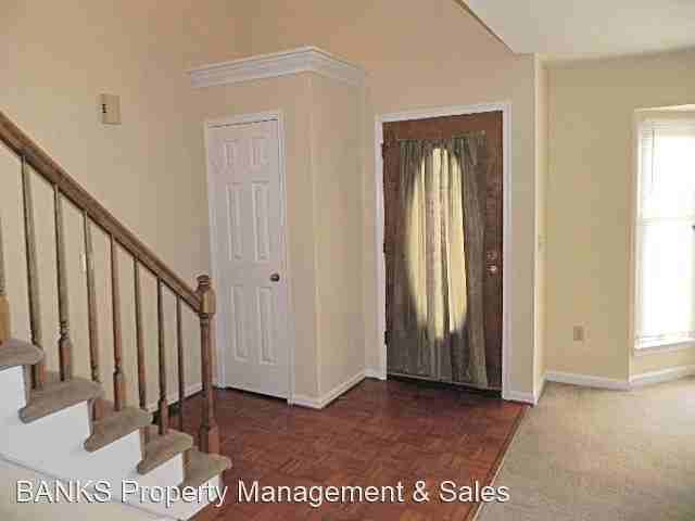 610 Halleck St - Photo 2 of 36