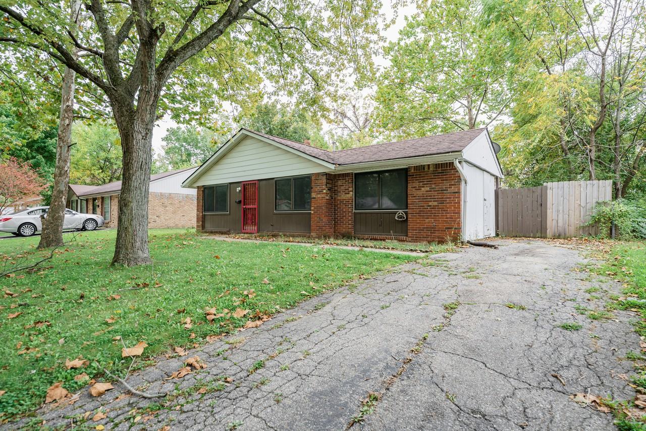 9413 Rochelle Dr - Photo 2 of 17