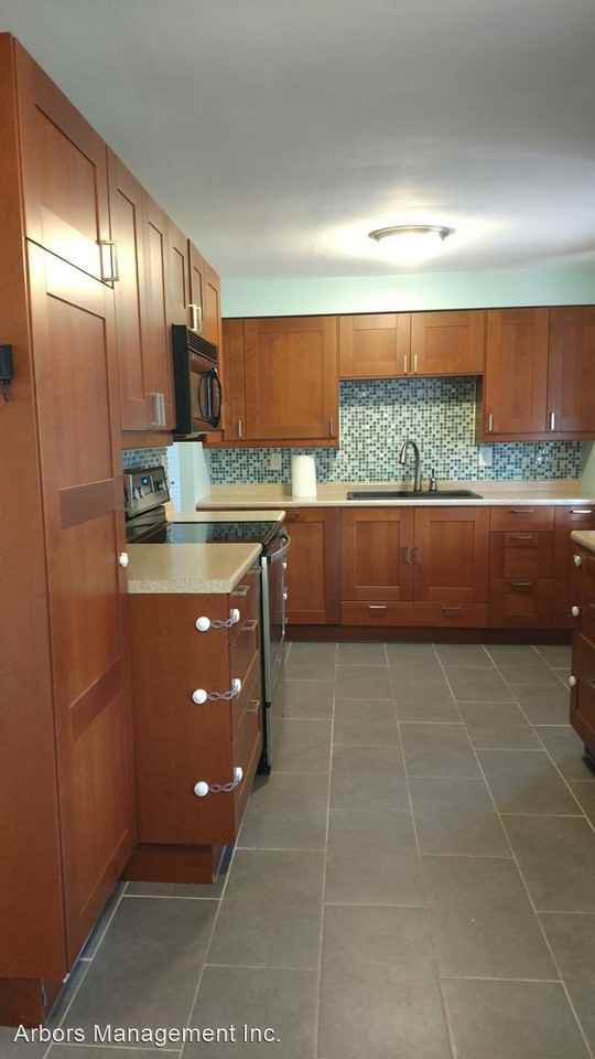 110 Philomena Cir - Photo 2 of 13