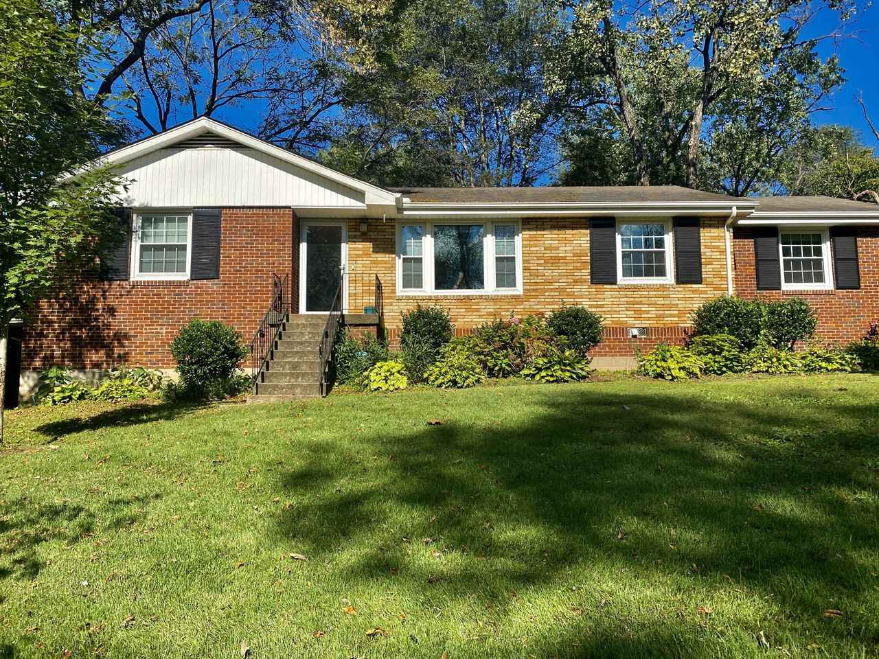 2912 Donna Hill Dr - Photo 2 of 14