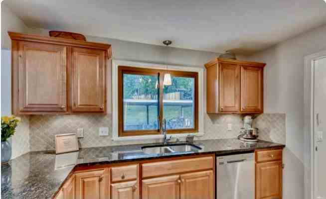 2912 Donna Hill Dr - Photo 3 of 14