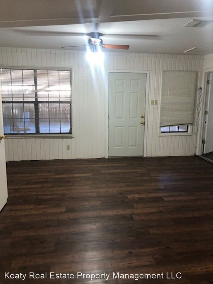 1232 Hugh Wallis Rd - Photo 2 of 10