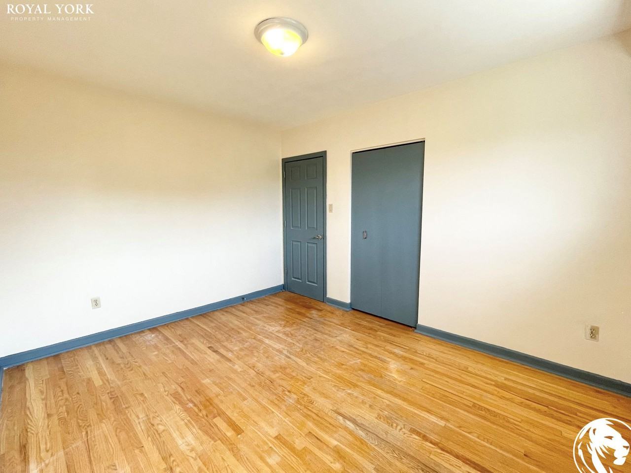 14 Laskay Cres #3 - Photo 3 of 11