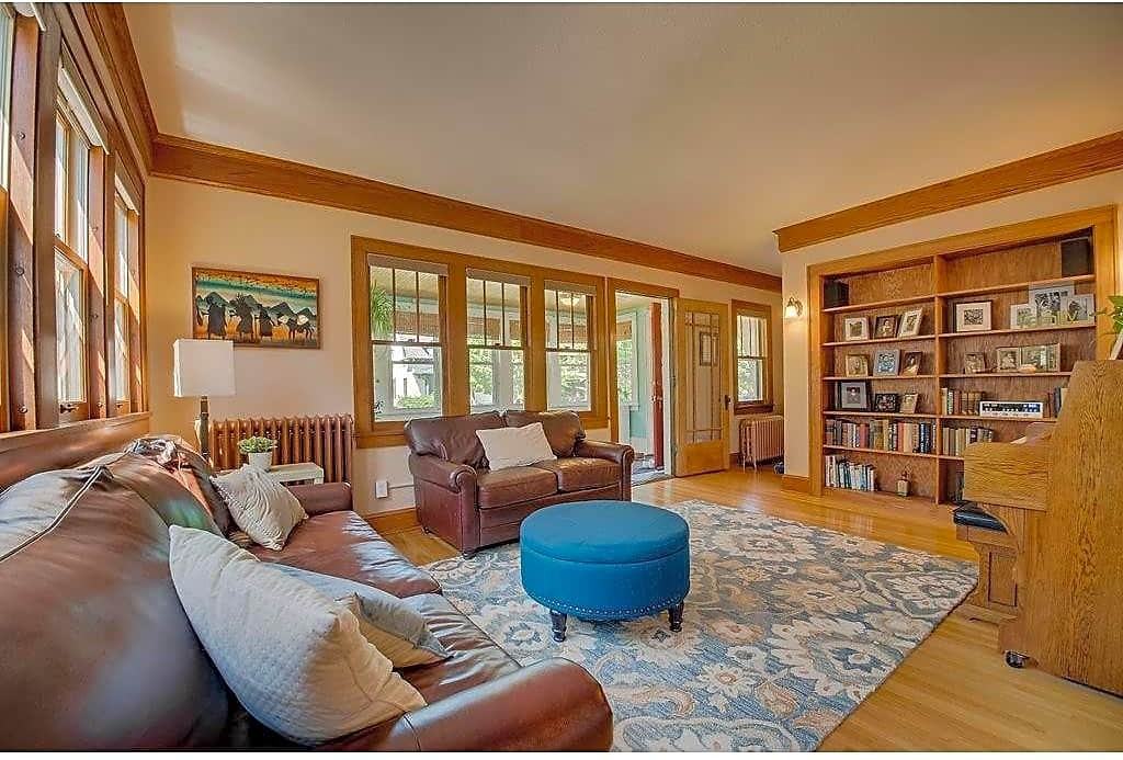 3815 11th Ave S - Photo 3 of 41