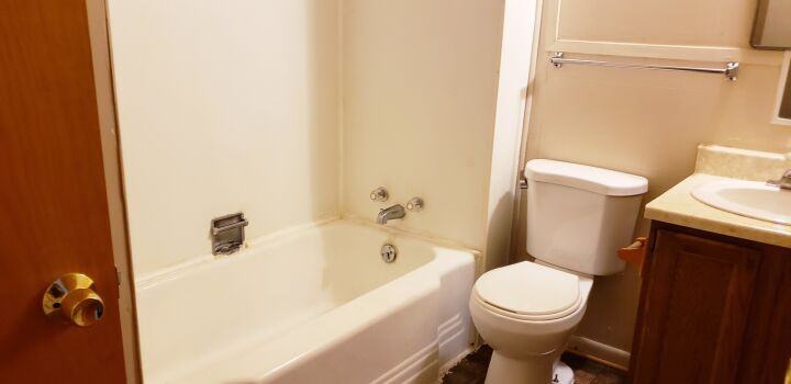 Lee Apartments - Photo 3 of 3