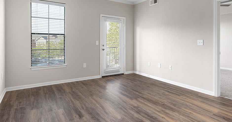 West End at City Center Apartment Homes - Photo 5 of 35