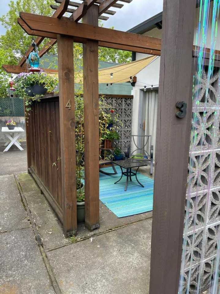 Wedgewood 4 Plex - Photo 2 of 8