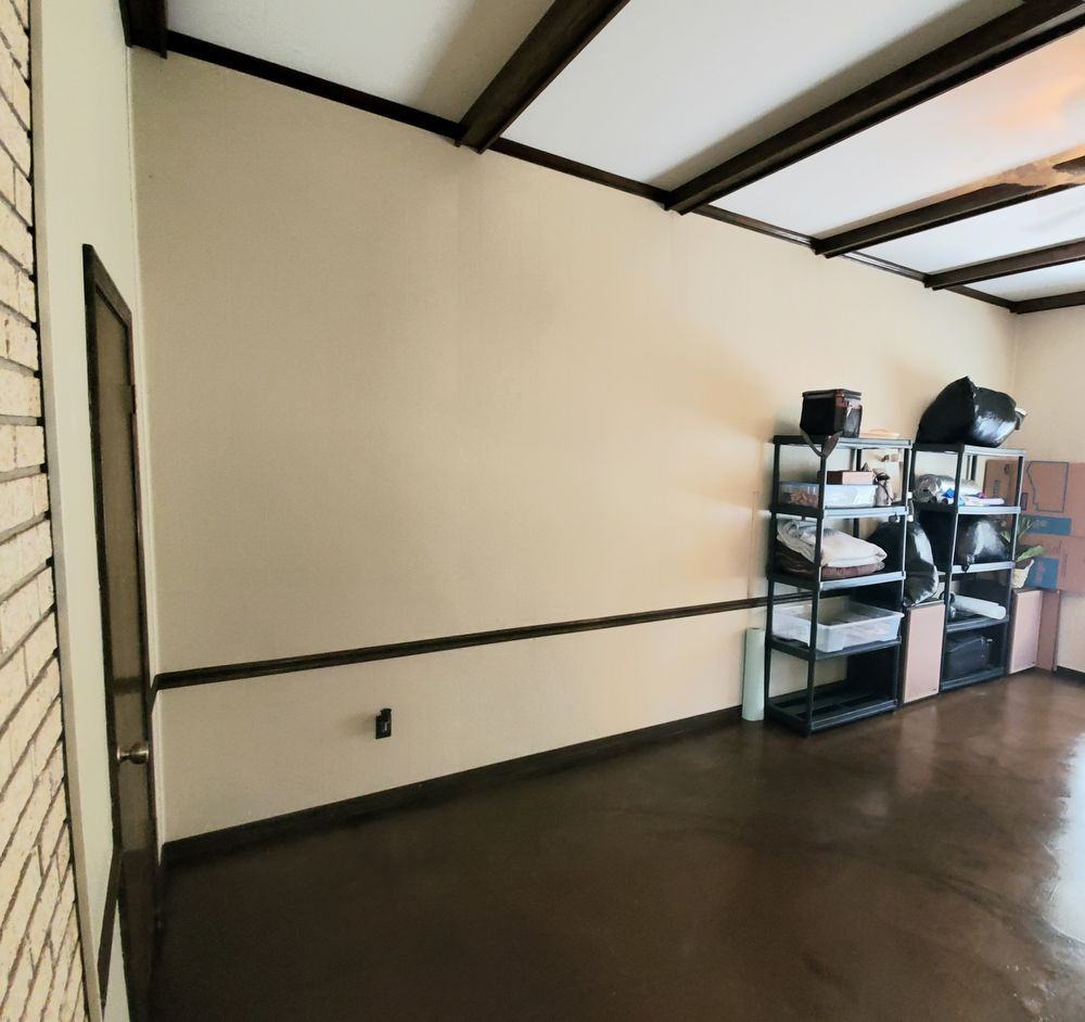 3265 Logan Dr - Photo 2 of 19