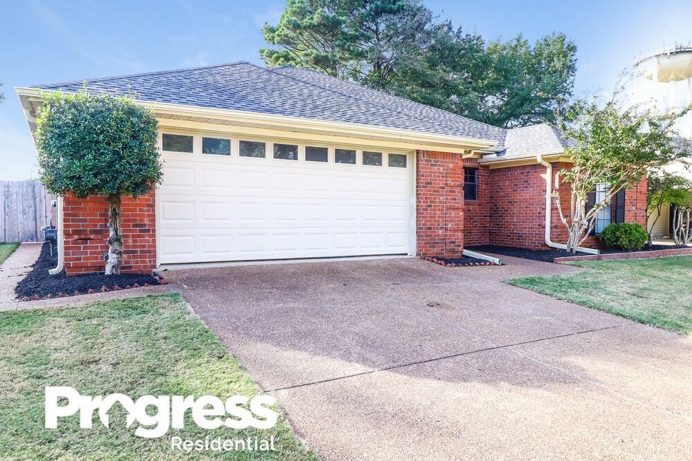 3127 Newmarket Dr - Photo 3 of 16