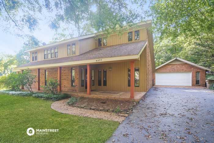 4377 Wildwood Rd - Photo 3 of 16