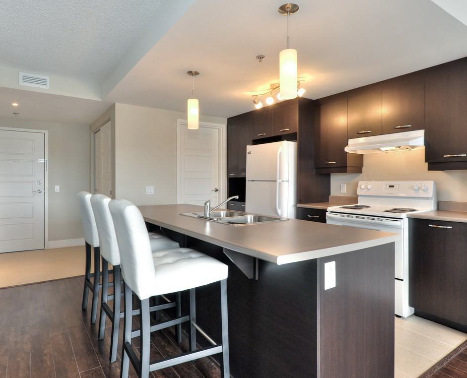 603 Rue Robert-Élie - Photo 2 of 13