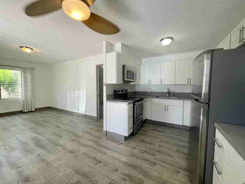 1611 Miller St #101 - Photo 2 of 6