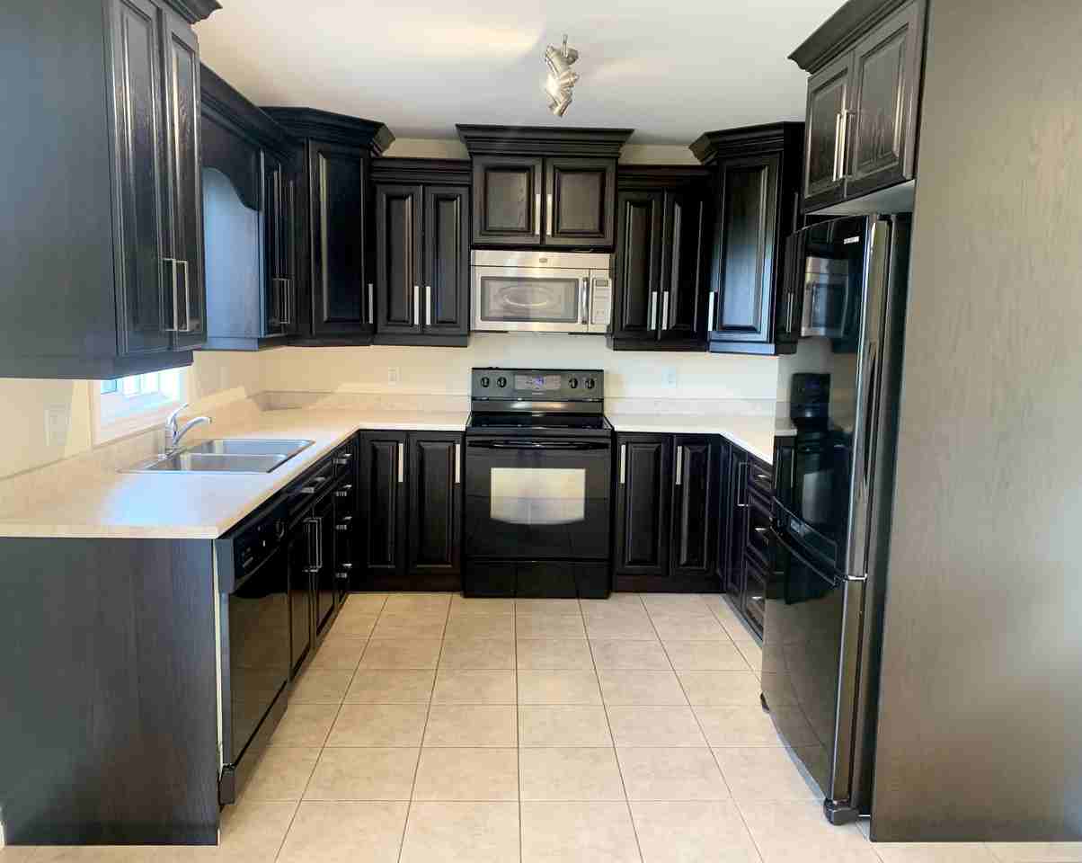 32 Renfrew Street - Photo 2 of 7