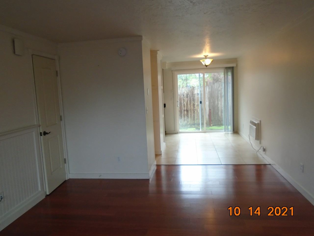 1270 E Santiam St #1270 - Photo 3 of 22