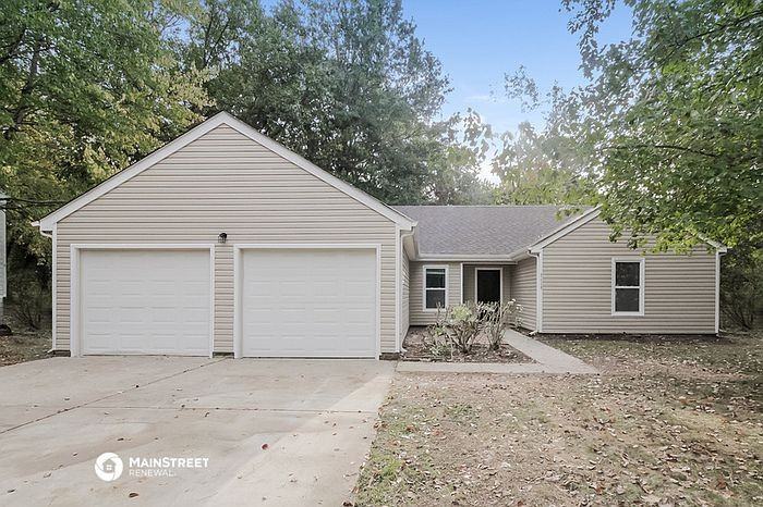 8608 Golf Ridge Dr - Photo 2 of 14