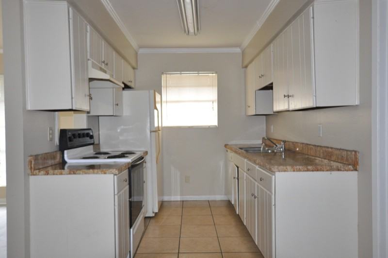 107 Antoinette Street - Photo 4 of 18