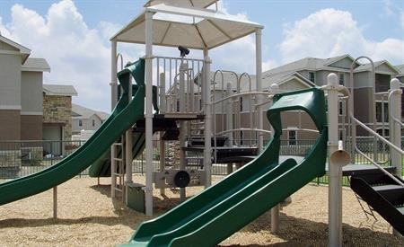 Rosemont at Mayfield Villas - Photo 3 of 6