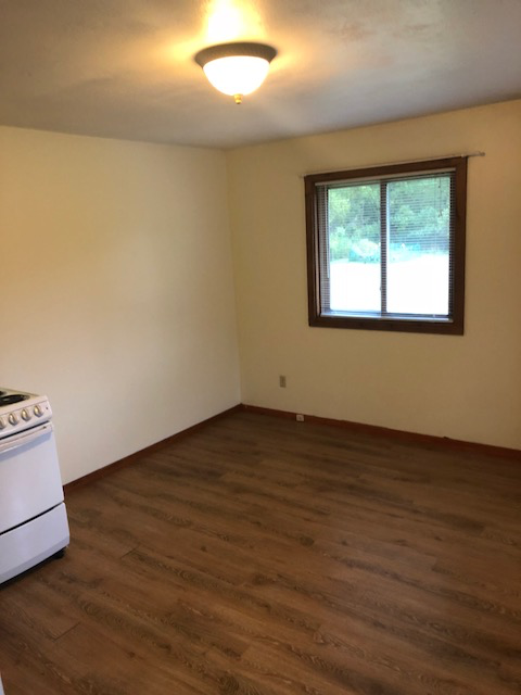 1895 E Shore Dr #C5 - Photo 3 of 11