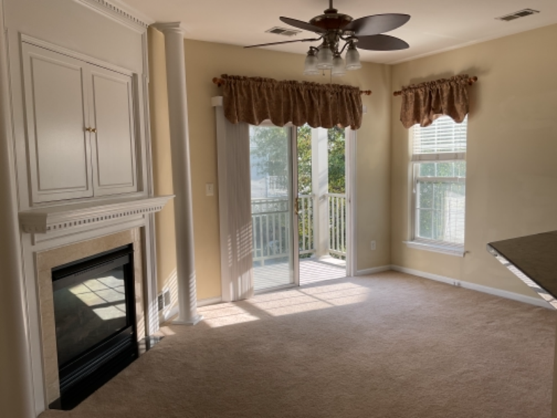 20236 Portsmouth Blvd - Photo 2 of 19