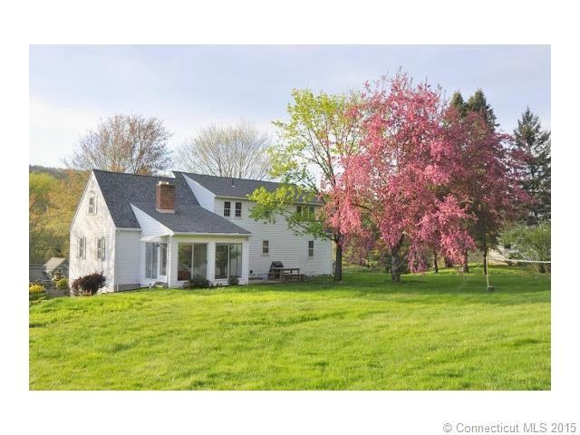 125 Cherry Brook Rd - Photo 2 of 13