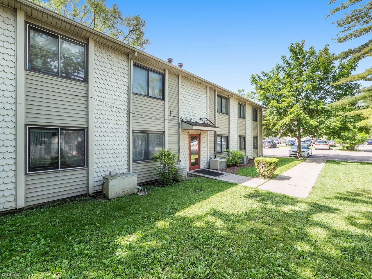 210 Harrison St - Photo 2 of 8