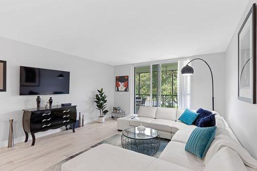 6650 S Oriole Blvd #303 - Photo 2 of 4