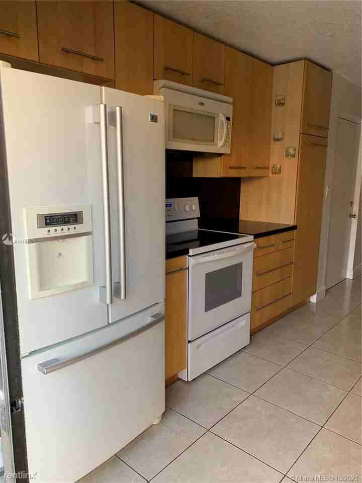 2765 W 60th Pl - Photo 3 of 4