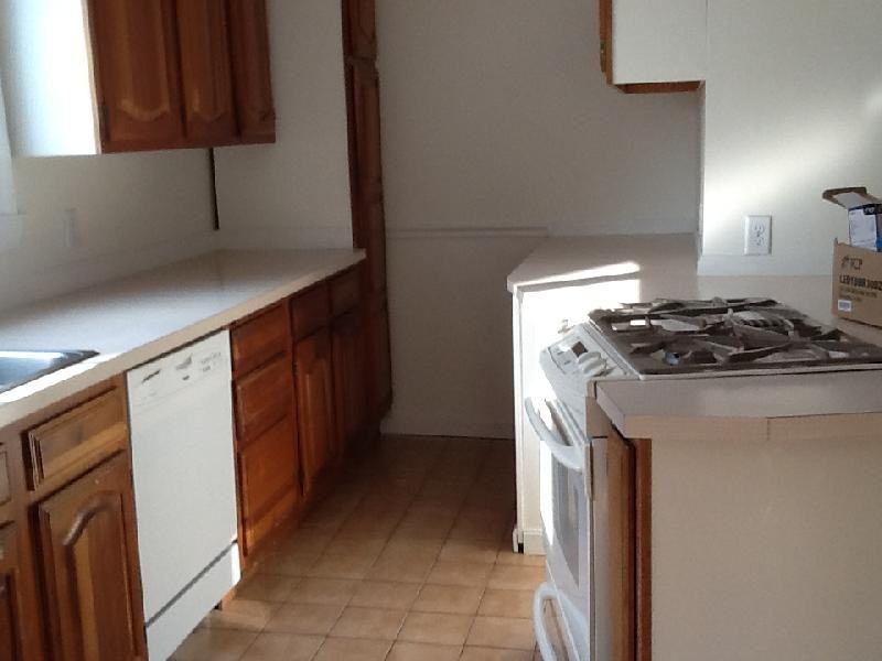 29 Sterling St - Photo 3 of 9