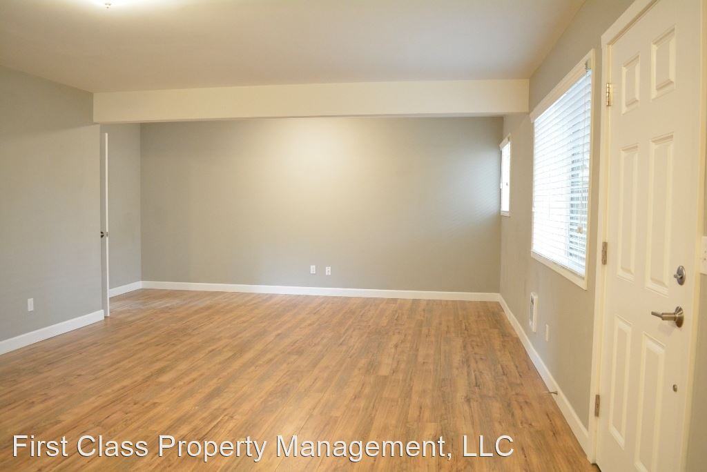 5516 NE HOYT ST, - Photo 3 of 14