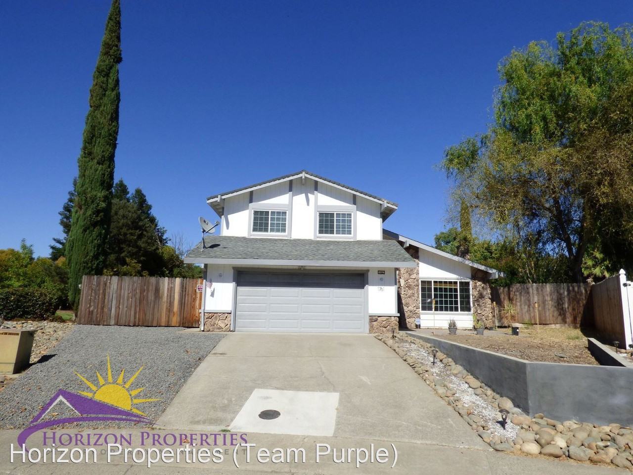 1761 Klamath River Dr - Photo 2 of 50