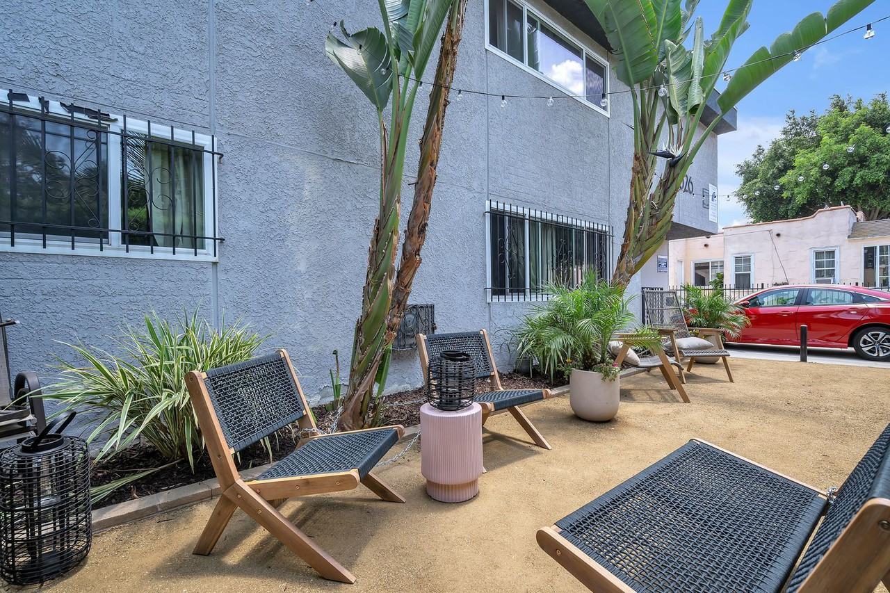 2626 S Orange Dr. - Photo 3 of 13