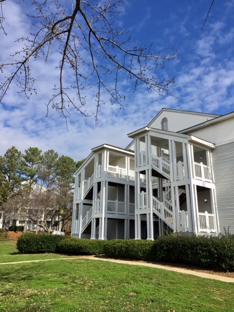 37 Hamiltons Harbor Drive - Photo 2 of 14