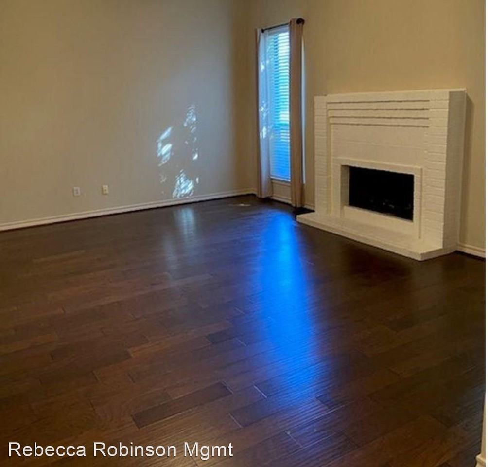 5504 Ledgestone Dr - Photo 3 of 7