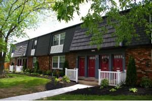 Hunters Glen Apartments - Photo 2 of 12