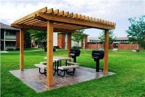 Thornhill Park - Photo 2 of 17