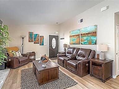 25841 Turquesa Dr - Photo 2 of 12